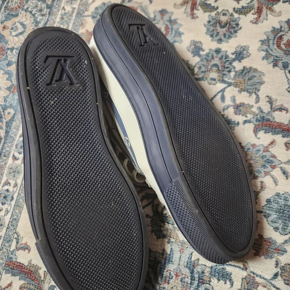 Louis Vuitton Navy and White Striped Sneakers - Picture 6 of 9